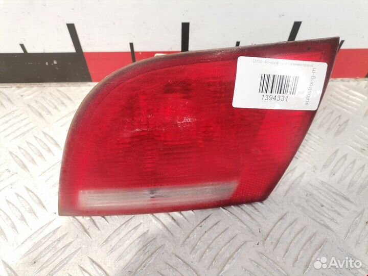 Фонарь крышки багажника правый Audi A3 8P4945094B