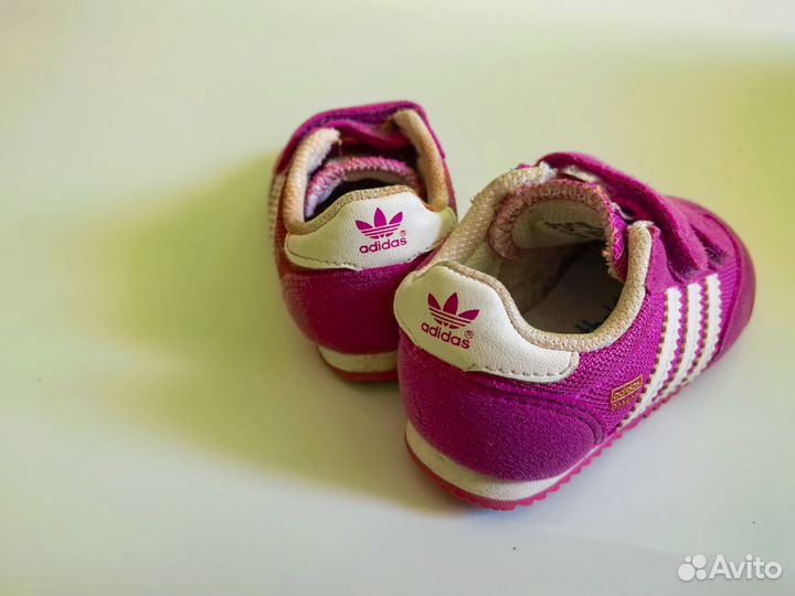 Кроссовки adidas для девочки 19 размер