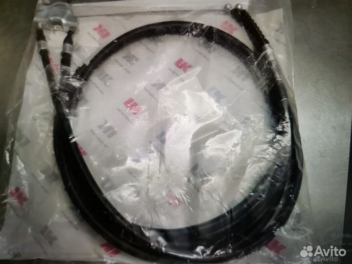 Троса ручного тормоза Опель Астра Н седан