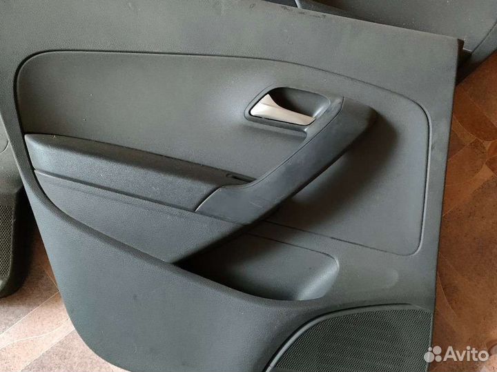 Дверные карты volkswagen polo