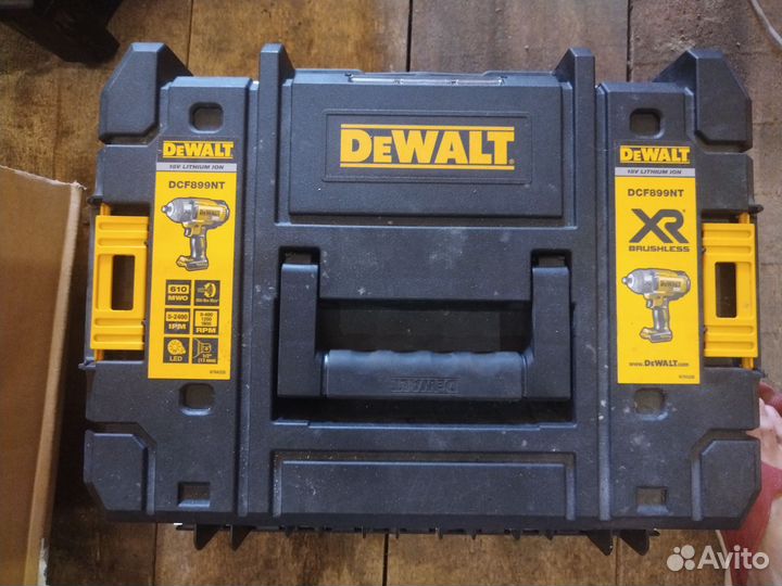 Гайковерт dewalt 899