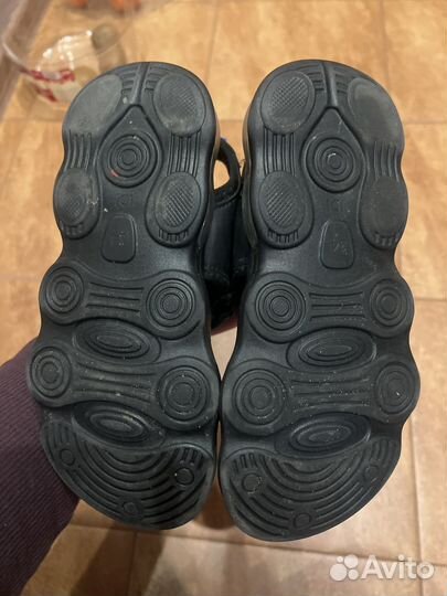 Сандалии crosby 34