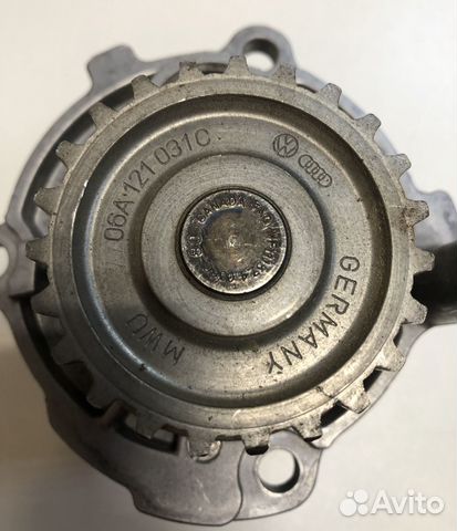 Помпа насос водяной VAG 1.8-2.0, 1.8Т