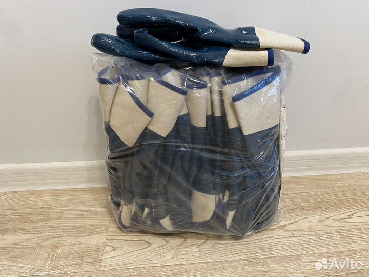 Упаковка защитных перчаток Skyprime