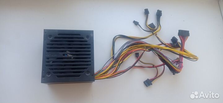 Продам блок питания 600W
