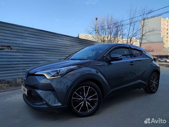 Toyota C-HR 1.8 AT, 2018, 72 000 км