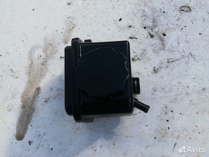 Бачок гур Мерседес W210