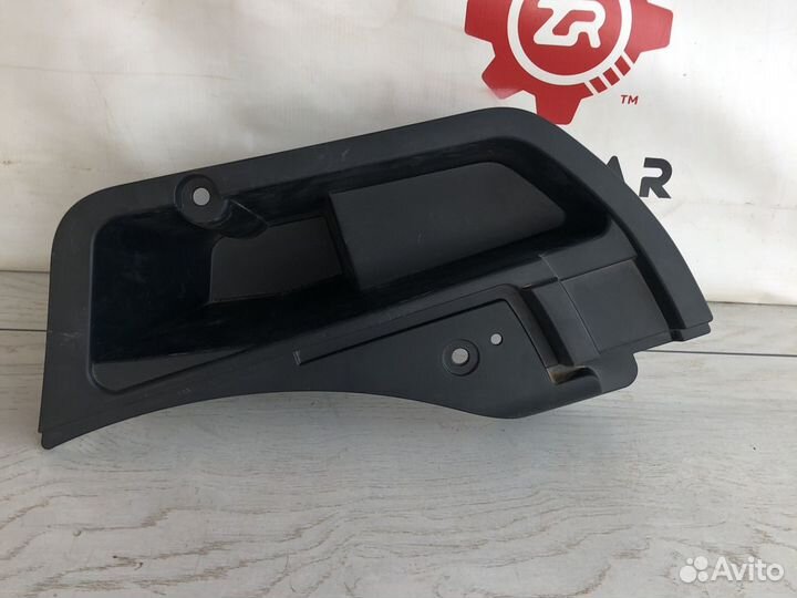 Lexus RX4 Ящик инструментальный