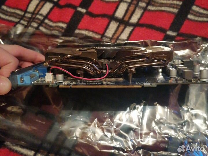 Видеокарта Gigabyte GeForce 9800 GT