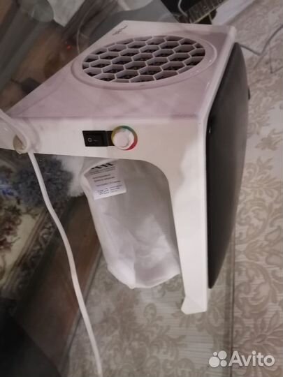 Вытяжка маникюрная Ultimate 7 с подушкой