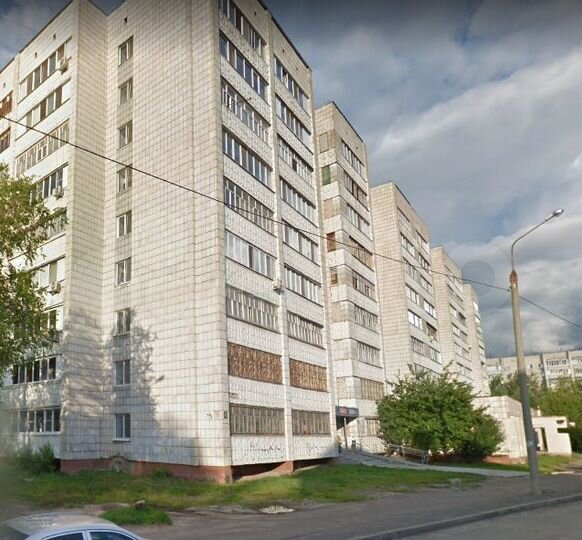 4-к. квартира, 74 м², 1/9 эт.