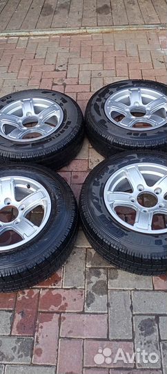 Колеса летние R15 нива