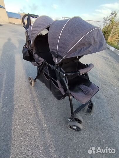 Прогулочная коляска для двойни или погодок
