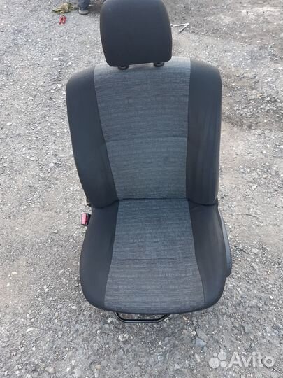 Переднее сиденье renault duster