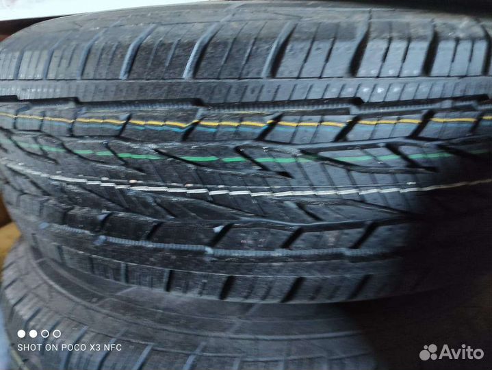 Continental ContiCrossContact LX2 215/65 R16