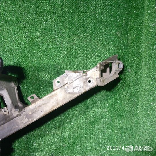 Переднии подрамник BMW E39