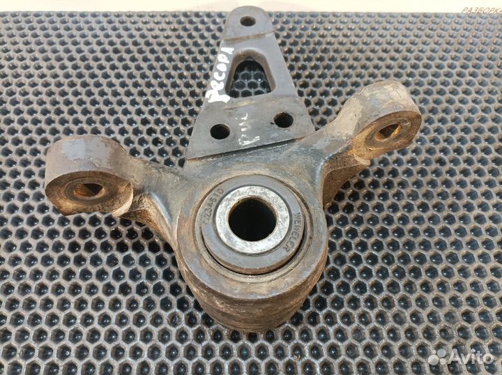 7484099250 Кронштейн передней рессоры