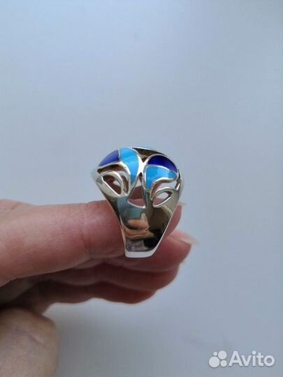Серебряное кольцо с эмалью