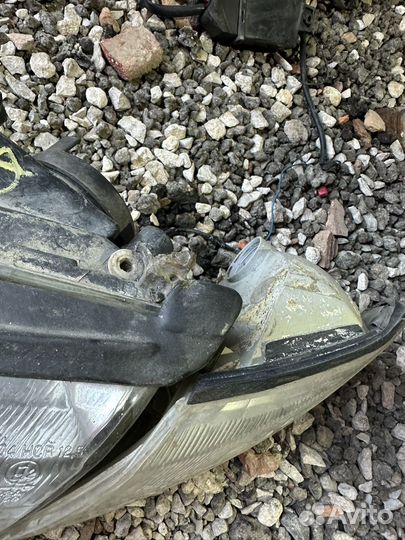 Opel vectra B фара левая