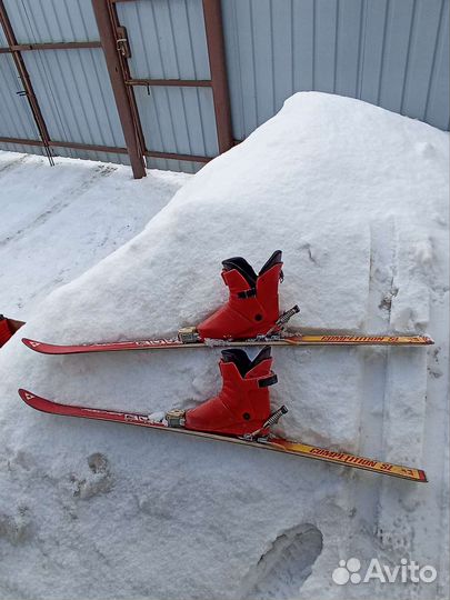 Горные лыжи с ботинками детские 137 см