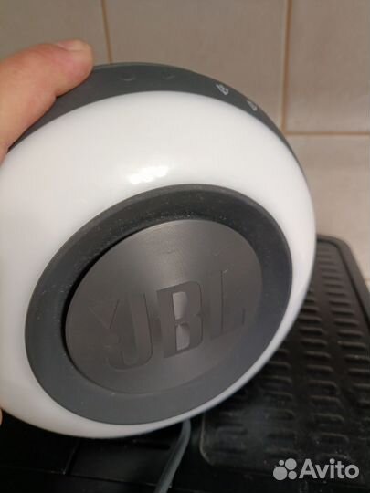 Часы колонка JBL