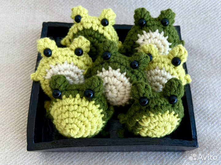 Вязаные игрушки лягушка