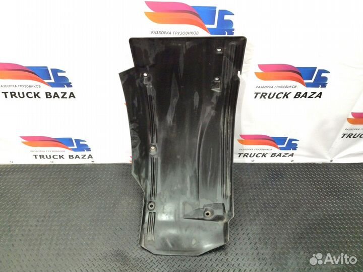 Крыло переднее правое передняя часть Volvo FM