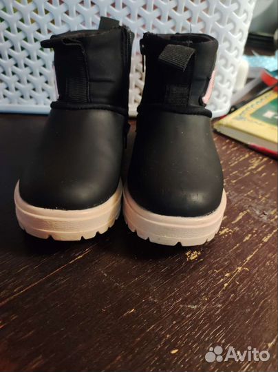 Сапожки для девочки