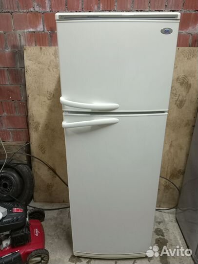 Холодильник атлант бу