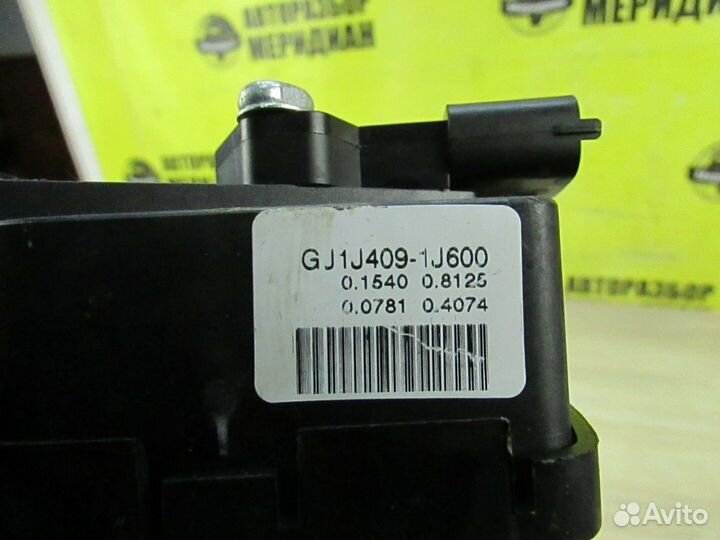 Hyundai Solaris Педаль газа