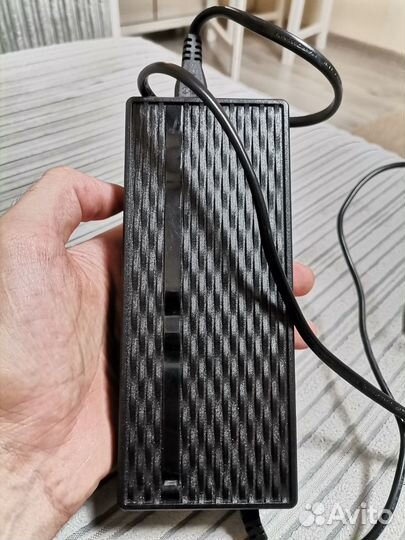 Зарядное ultron halten 67.2V 2A fy1506722000