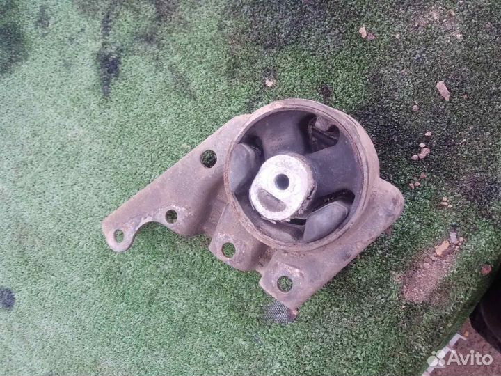 Подушка двигателя Chrysler Voyager 3 2.5 ENC