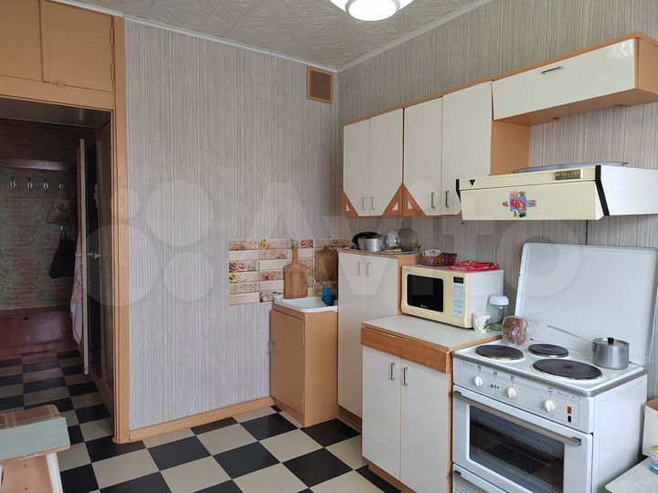 2-к. квартира, 52 м², 8/9 эт.