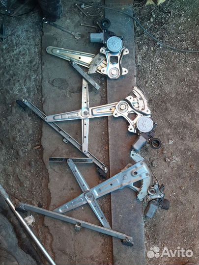 Стеклоподъемник toyota passo левый правый