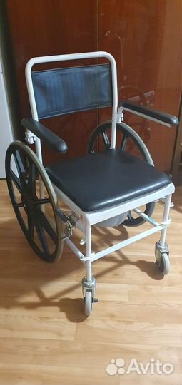 Кресло инвалидное с туалетом