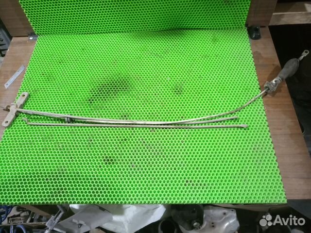 Трос стояночного тормоза Volkswagen Transporter T4