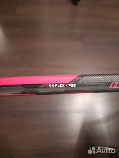 Клюшка хоккейная