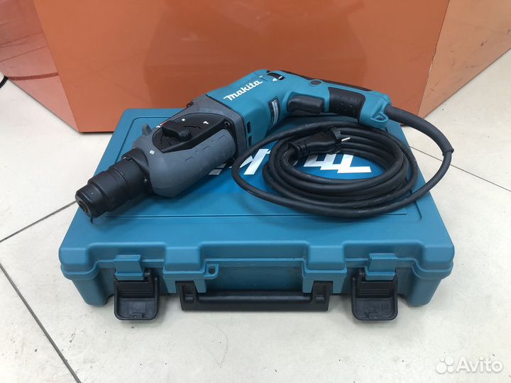 Перфоратор Makita HR2470
