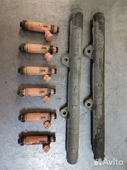 Форсунка топливная Lexus RX 2 23250-0a020