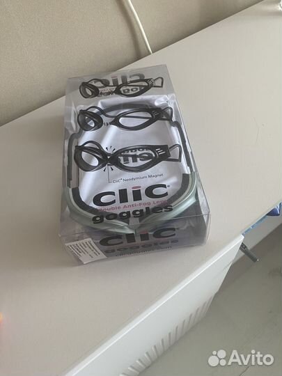 Солнцезащитные очки