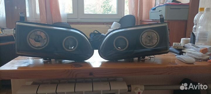 Фары Mitsubishi delicaрестайлинг