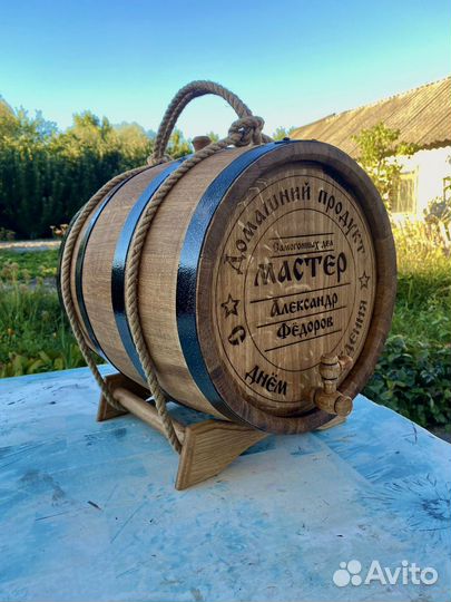 Бочка дубовая 10 литров (доставка в Брянск)