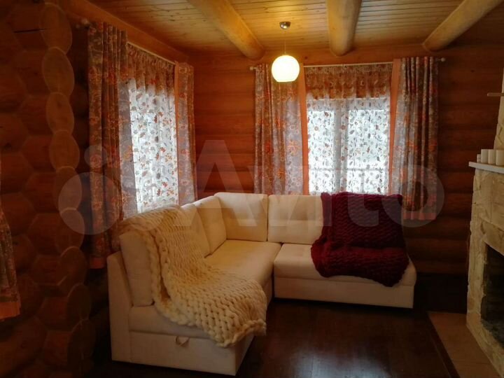 Дом 187 м² на участке 15 сот.