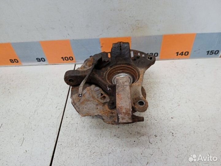 Кулак поворотный передний левый Subaru Legacy BH9