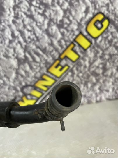 Патрубок вентиляции картерных газов Emgrand EC-7