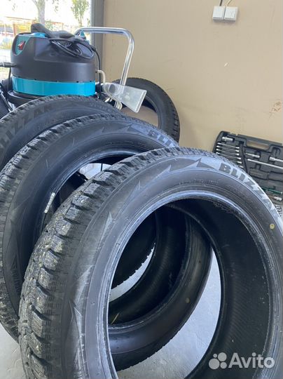 Bridgestone Blizzak Ice 195/55 R16