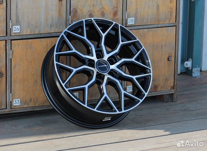 Диски Vossen HF2 R18 5x108