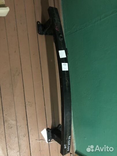 Усилитель бампера