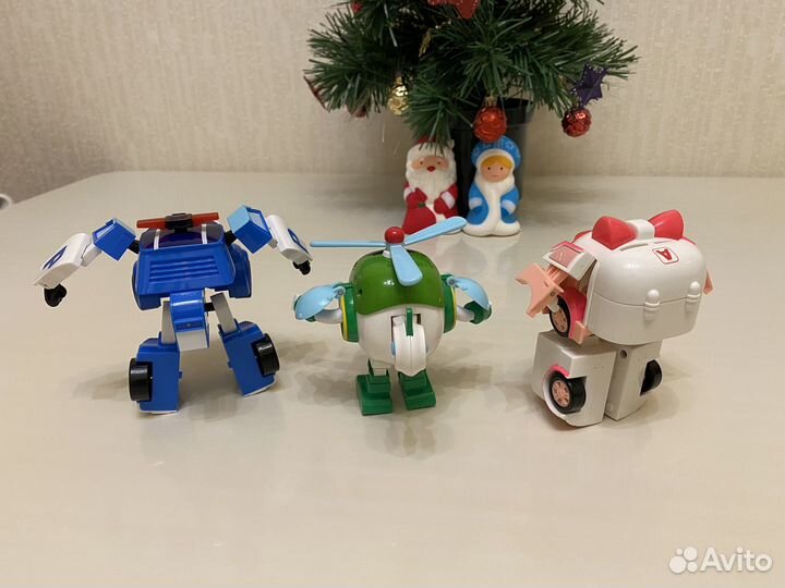 Робокар Поли