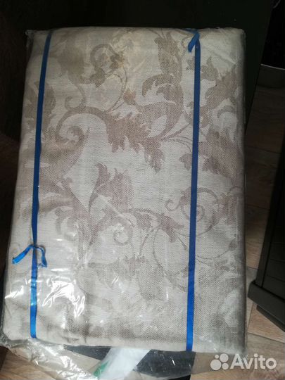 Скатерть льняная с салфетками